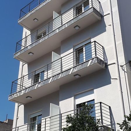 Dipson'S At Gazi Apartment เอเธนส์ ภายนอก รูปภาพ