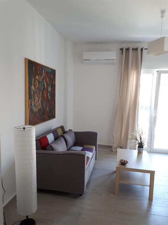 Dipson'S At Gazi Apartment เอเธนส์ ภายนอก รูปภาพ